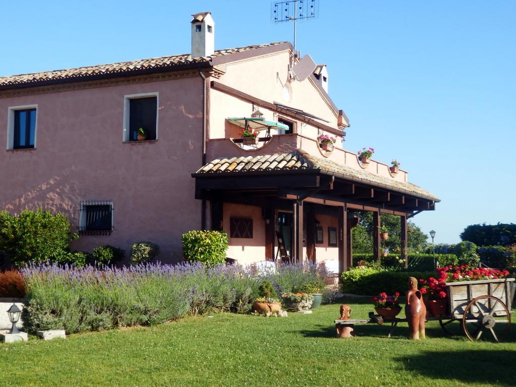 Airone Country House Affittacamere Offagna Esterno foto