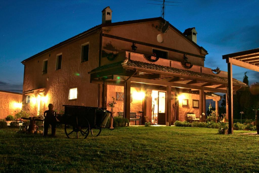 Airone Country House Affittacamere Offagna Esterno foto